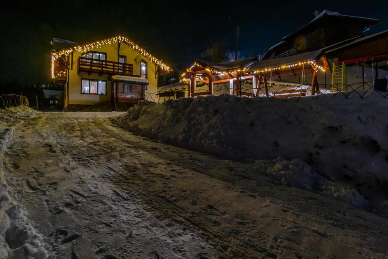 Cottage Chalet-Tiara Slavske Exterior photo